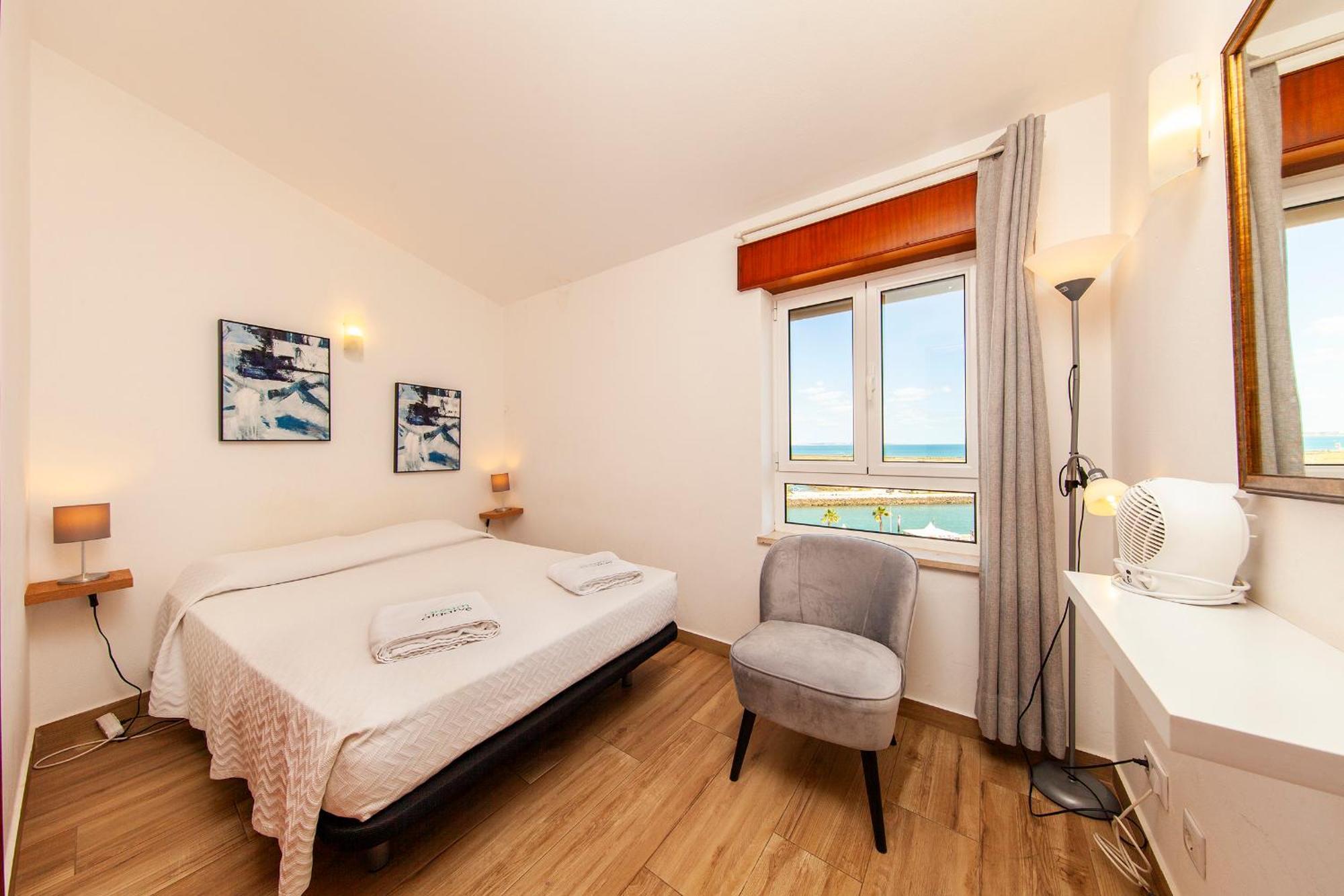 A38 - Rising Sun Top-Floor Flat Λάγος Εξωτερικό φωτογραφία