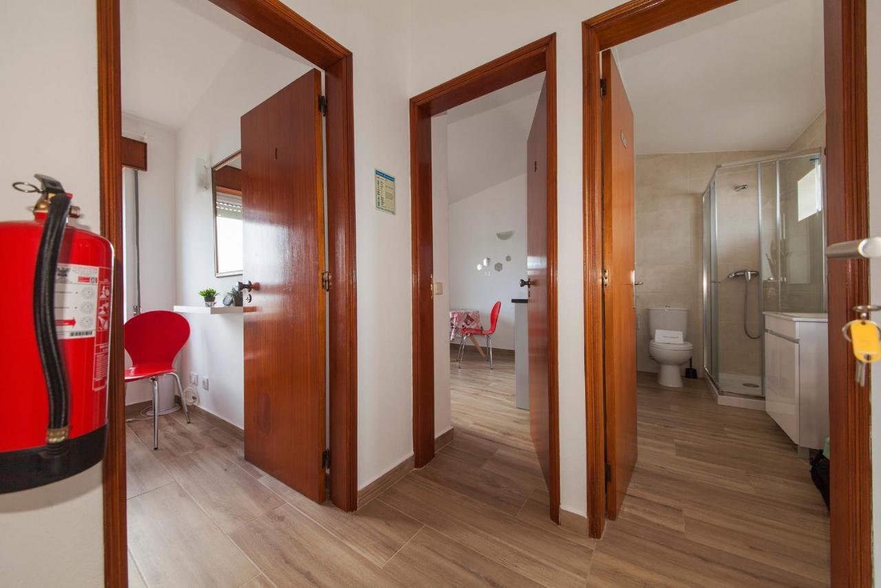 A38 - Rising Sun Top-Floor Flat Λάγος Εξωτερικό φωτογραφία